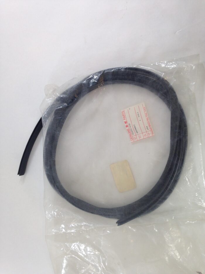 92071-532 NOS Kawasaki Jet Ski Hood Grommet