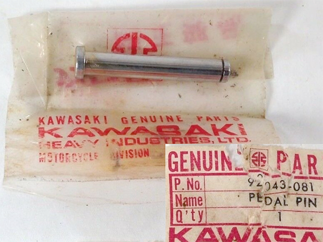 92043-081 NOS H2 Kick Start Pedal Pin Vintage Motorcycle