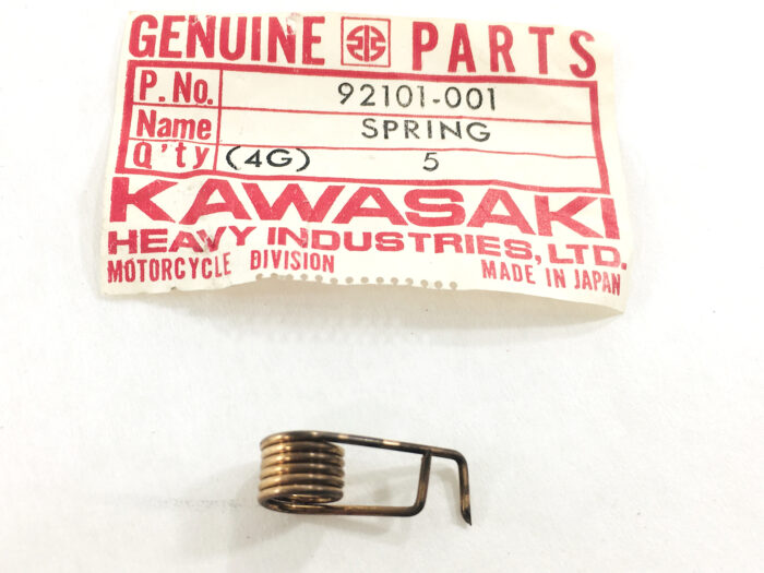 92101-001 NOS Kawasaki Spring Spark Plug Cap H1 H2