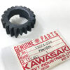 13075-006 NOS Kawasaki F7 KE KD Kickstarter Pinion - Image 2