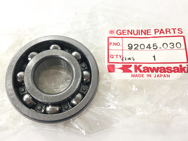 Details about   KAWASAKI NOS NEW KX KE KS KD 125 CRANKCASE BEARING PLATE 1974-82 14014-028