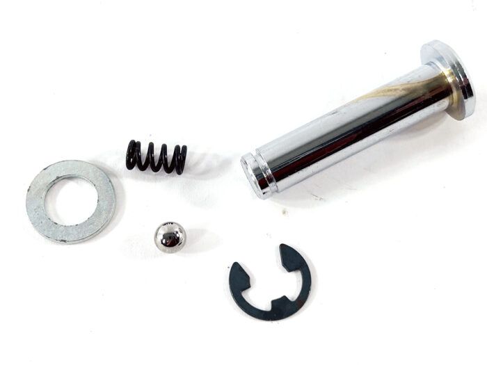 92043-068 NOS Kawasaki S2 KH400 Kickstart Pin Kit - Image 2