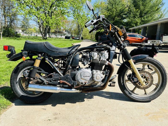 1982 Kawasaki KZ1100D Spectre with Title - Motor Stuck